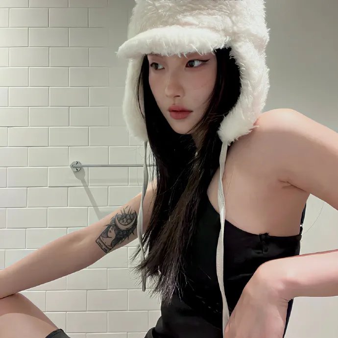 带着魔术盒的男人